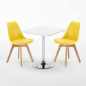 Biały kwadratowy stolik 70x70 cm z 2 kolorowymi krzesłami Nordica Cocktail Model