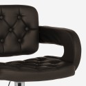Krzesło barowe obrotowe ze skóropodobnym materiałem, z podłokietnikami w stylu fotelika Darry. 