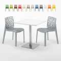 Biały kwadratowy stolik 70x70 cm ze stalową podstwą i 2 kolorowymi krzesłami Ice Strawberry Promocja