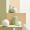 Wazon nowoczesny design, kula z szyjką butelki z porcelany Althea Katalog