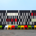 Niskie krzesło ogrodowe Multicolor Slide Angolo 